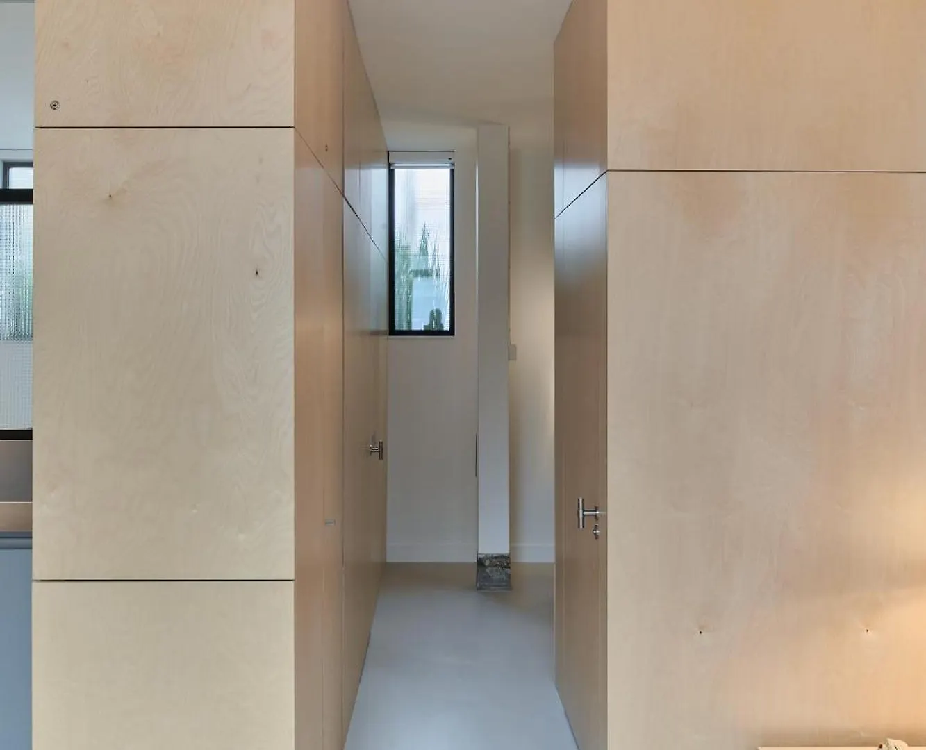 Le Garage Downtown Serviced Apartment Den Haag 0*,  Niederlande