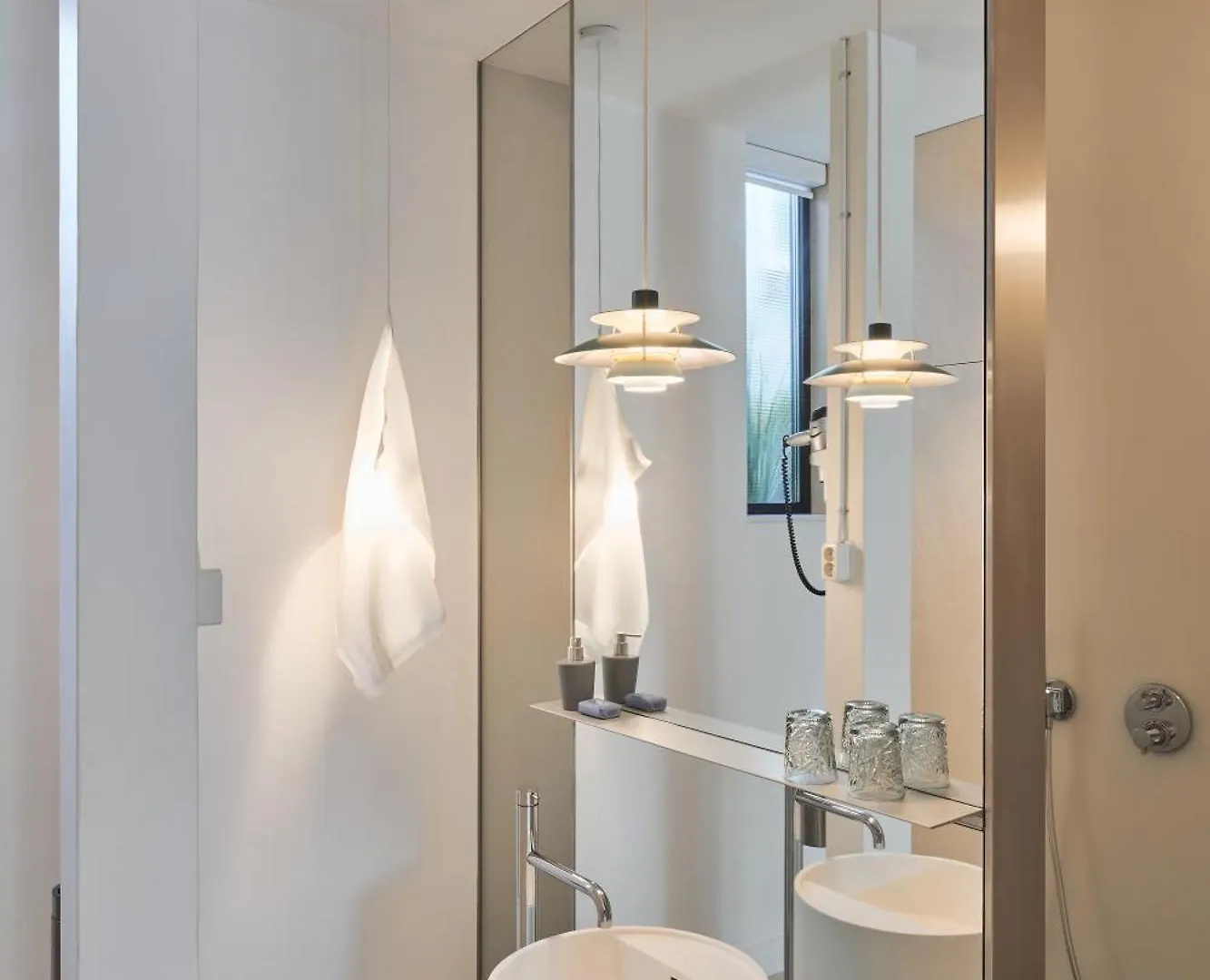 Le Garage Downtown Serviced Apartment Den Haag 0*,