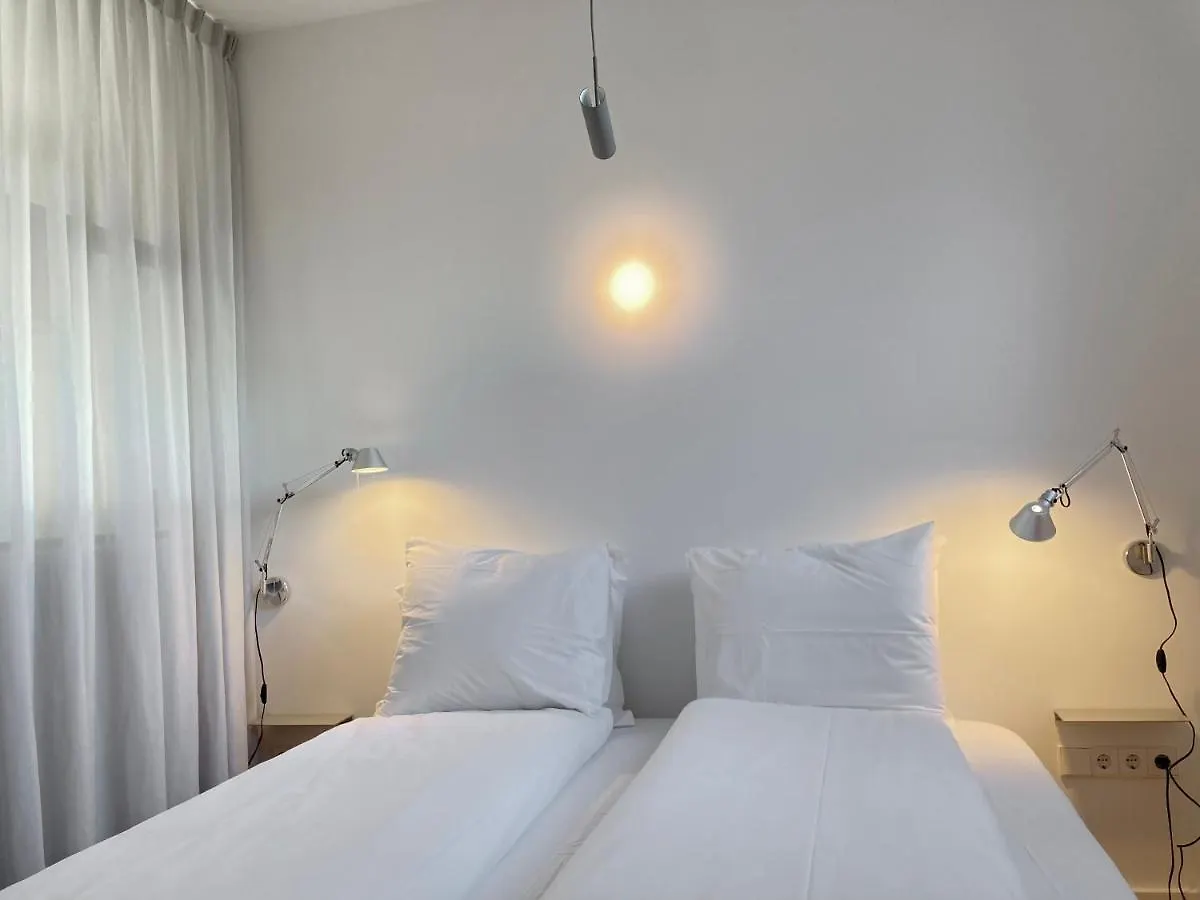 Le Garage Downtown Serviced Apartment The Hague