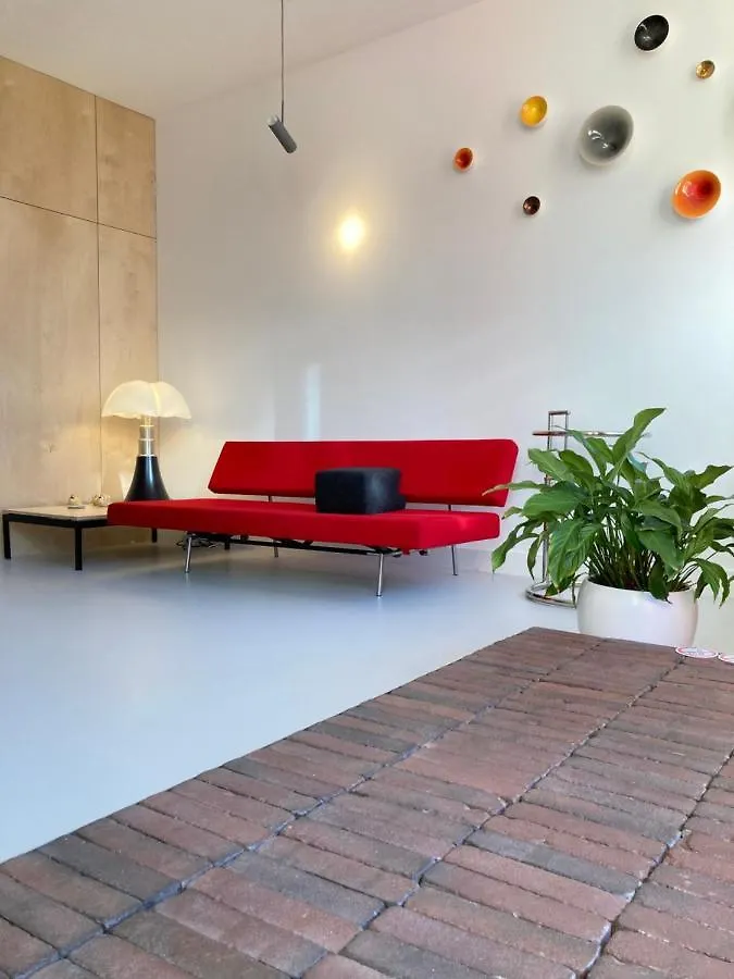 Le Garage Downtown Serviced Apartment The Hague