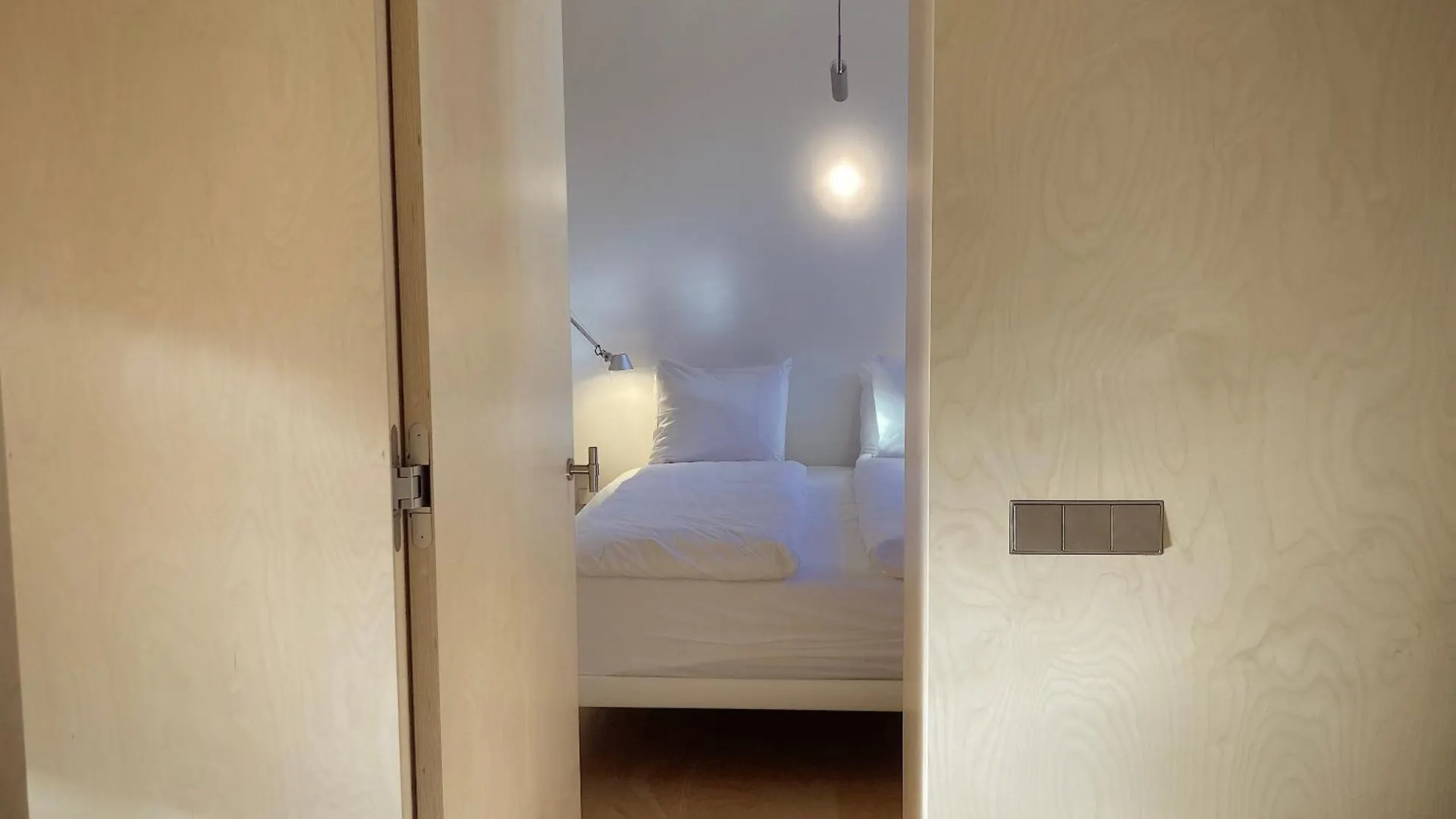 Le Garage Downtown Serviced Apartment The Hague
